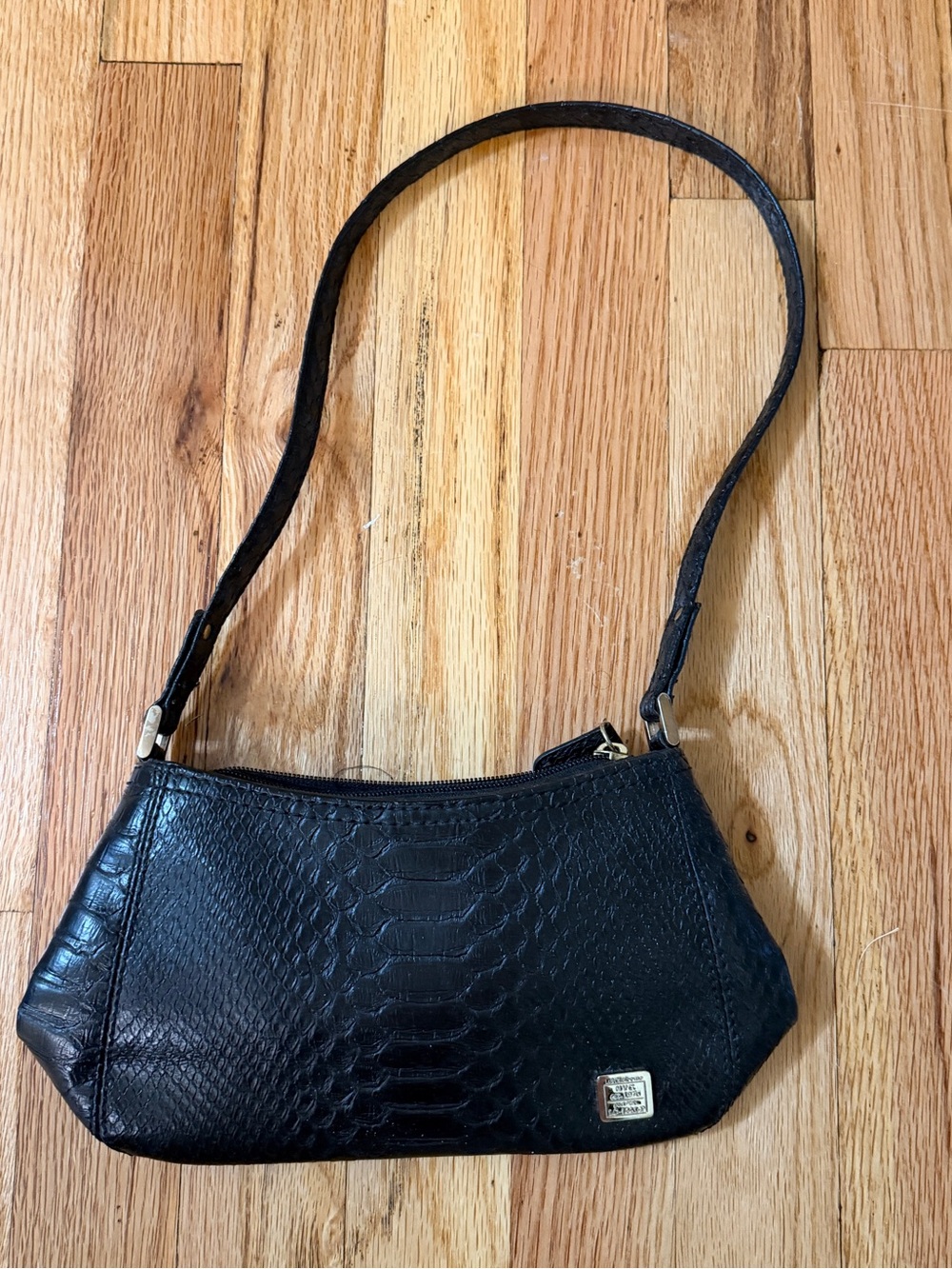 Liz Claiborne Black Textured Shoulder Bag